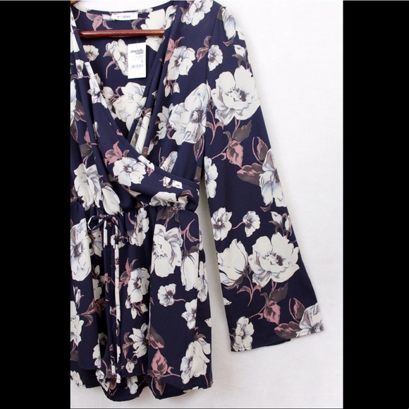 NWT Charlotte Russe Romper - Picture 3 of 5